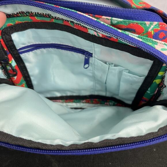 KAVU Vibrant Floral Crossbody Bag Red & Green - Picture 3 of 8